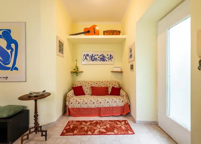 Cipro Tiny House