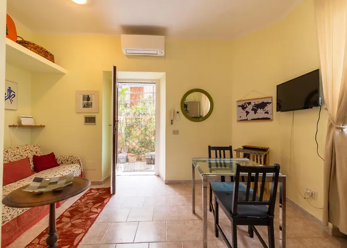 Cipro Tiny House